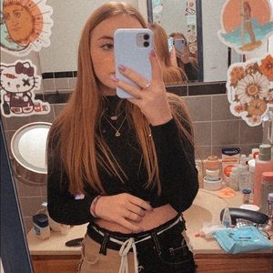 Meet your Posher, Ashley